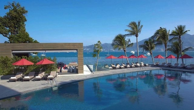 Amari Phuket：室外泳池