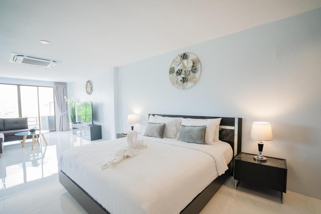 Club Bamboo Boutique Patong Beach Resort：顶层套房卧室