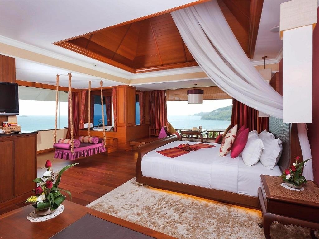 Diamond Cliff Resort & Spa：浪漫套房卧室
