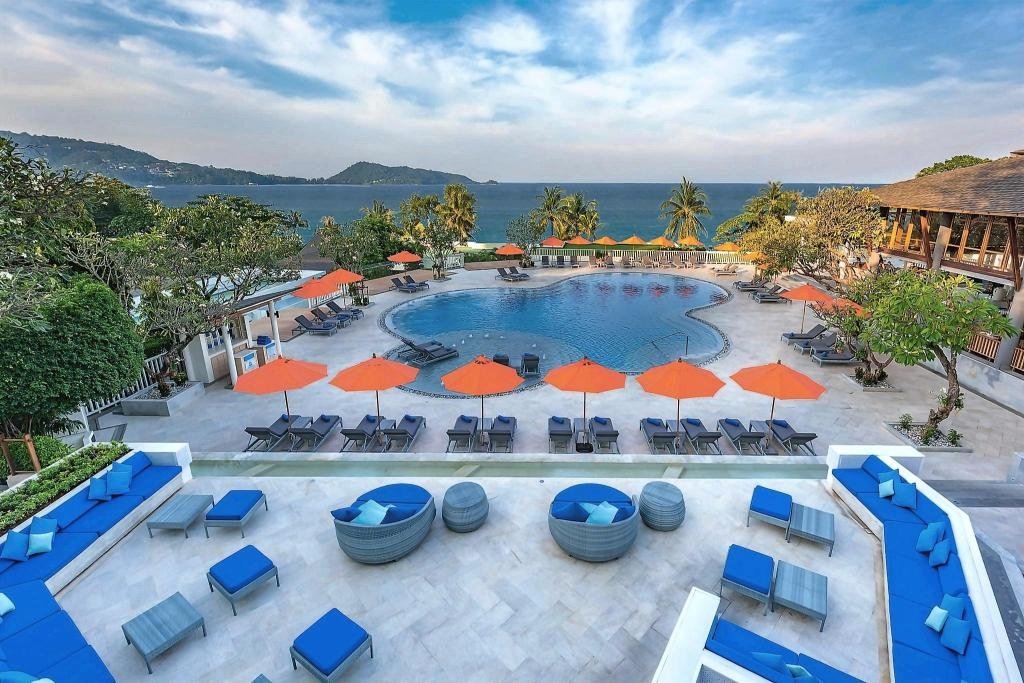 Diamond Cliff Resort & Spa：室外泳池