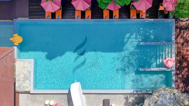 Phuvaree Resort：泳池