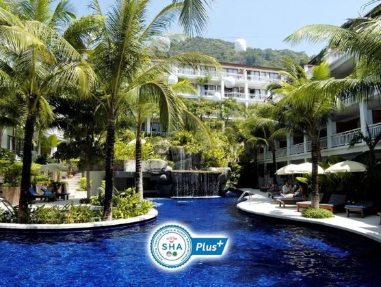 Sunset Beach Resort：泳池